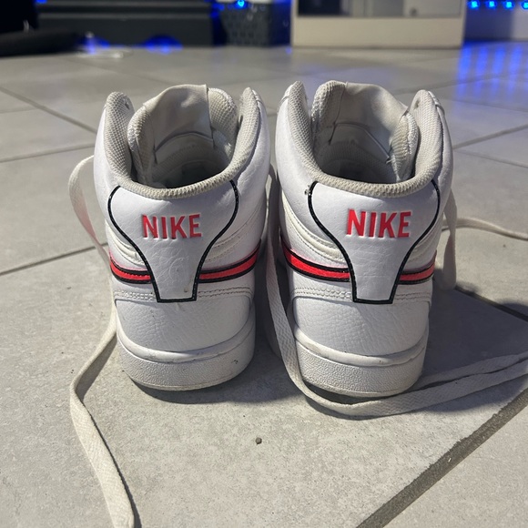 Nike courts ✨ - Picture 2 of 2